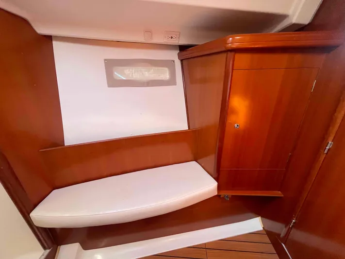 Grand Cru Yacht Photos Pics 