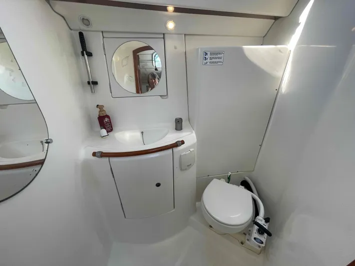 Grand Cru Yacht Photos Pics 