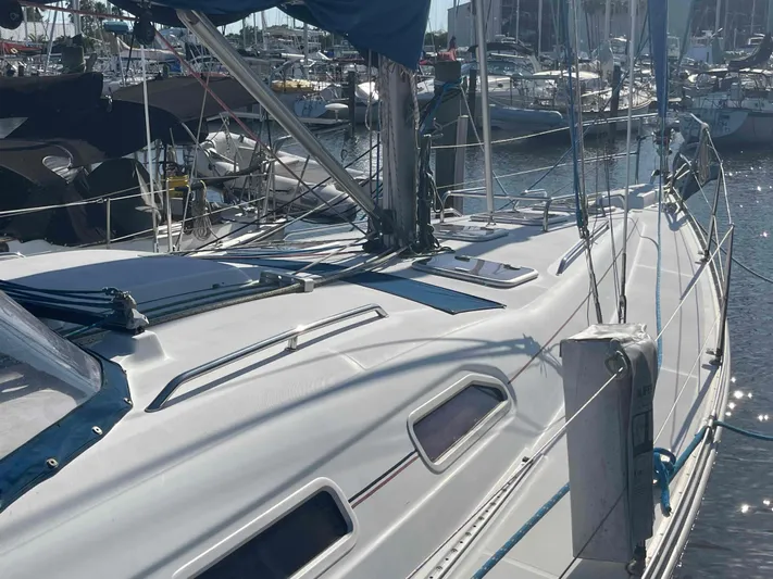 Grand Cru Yacht Photos Pics 