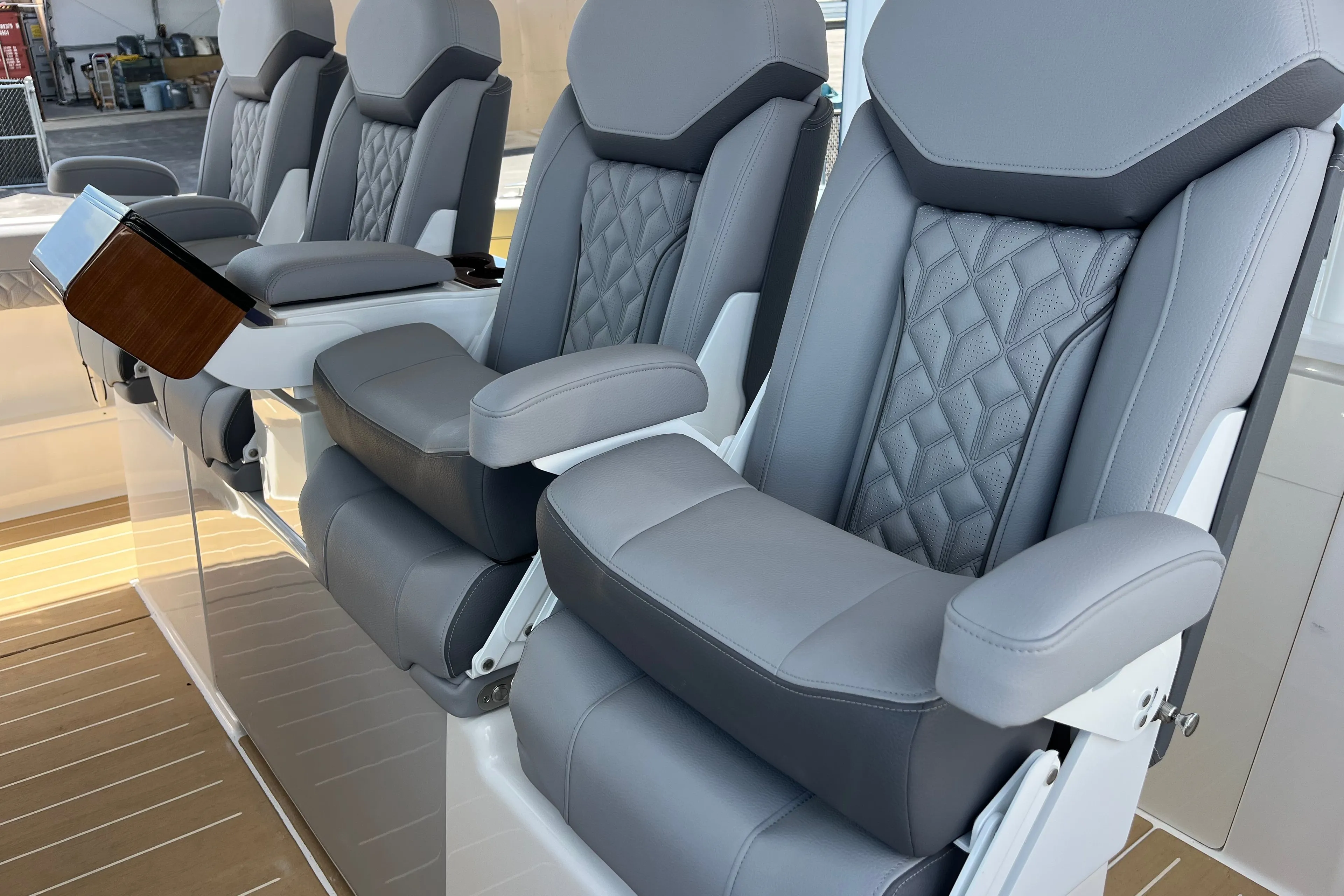 2026 REGAL 43 SAV - Image 9