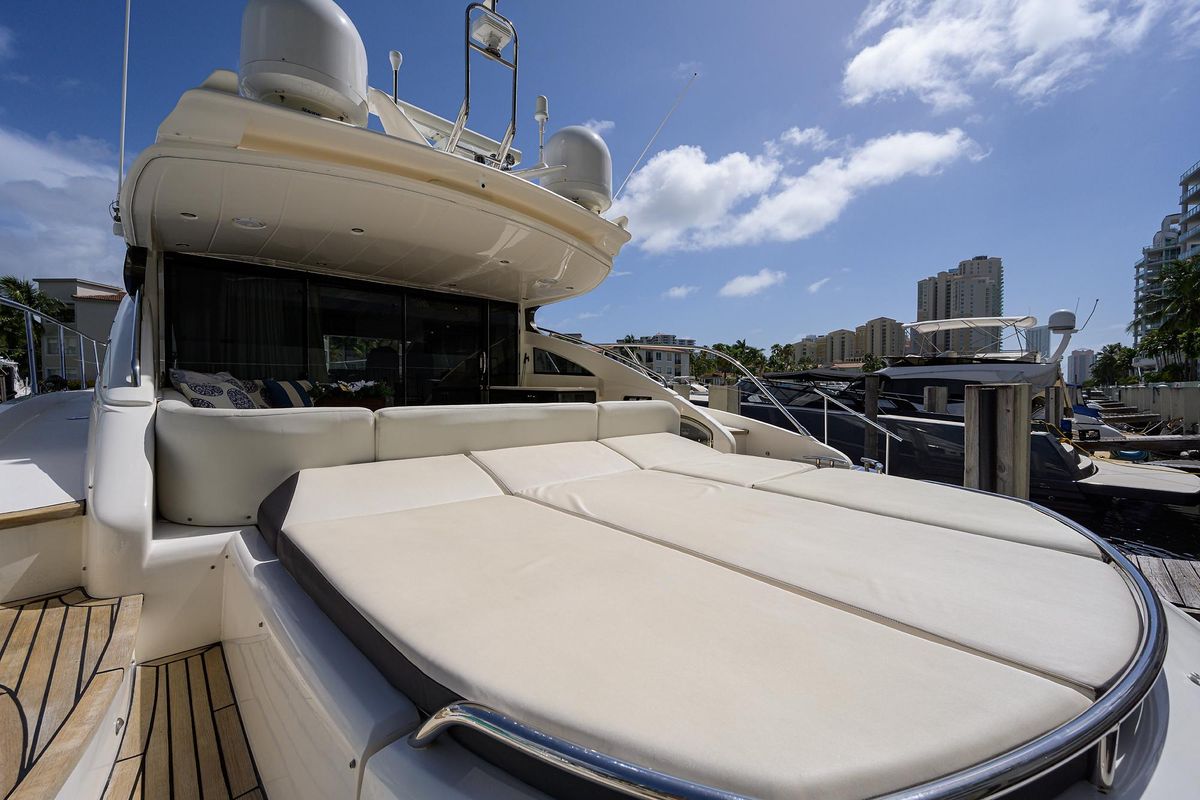 2013 Princess 62 
