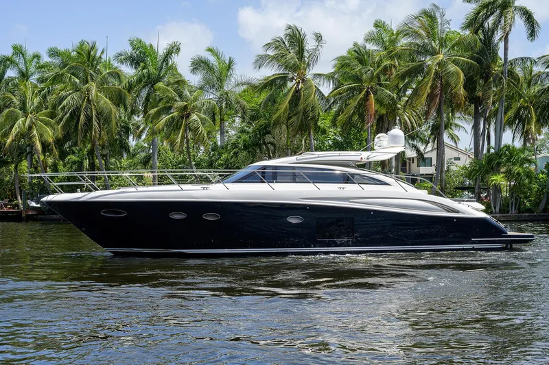  Yacht Photos Pics Princess V62 -
