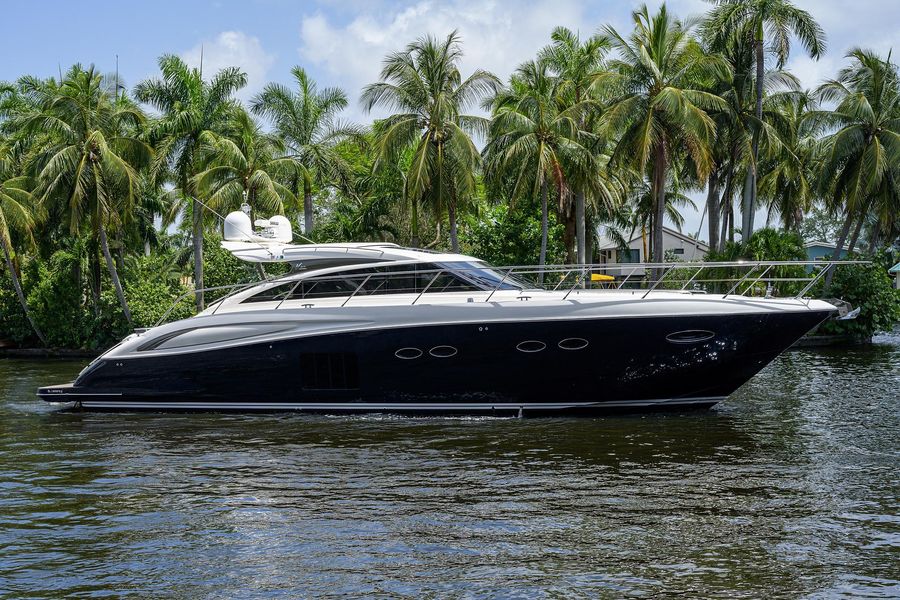 2013 Princess V62