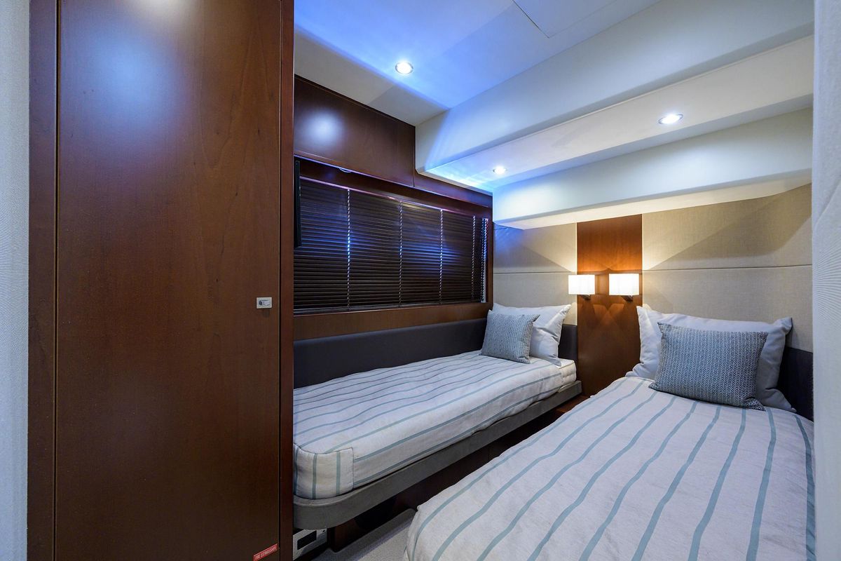2013 Princess 62 