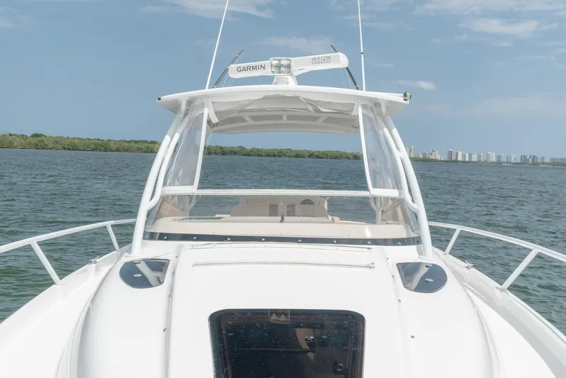  Yacht Photos Pics 2012 Intrepid - Bow