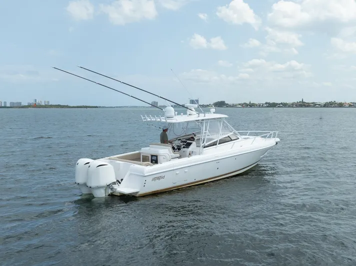  Yacht Photos Pics 2012 Intrepid - Exterior profile on the water