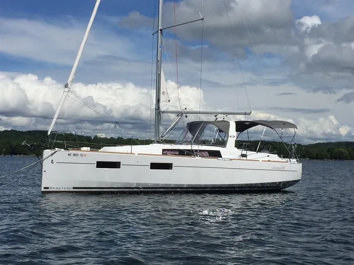 Rock Chalk Yacht Photos Pics On Mooring