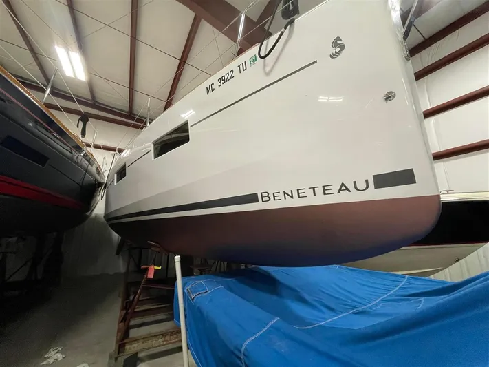 Rock Chalk Yacht Photos Pics Starboard Hull Side and Bottom