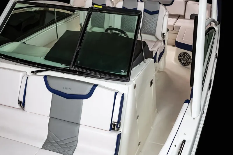  Yacht Photos Pics 2023-Chaparral-300-OSX-MarineMax