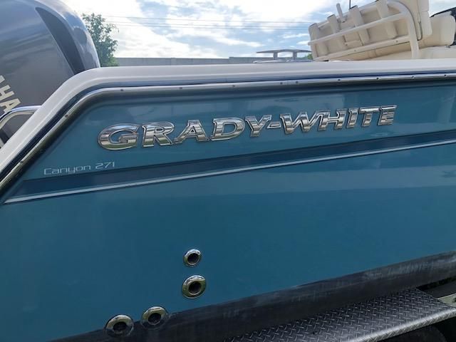 2018 Grady-White Canyon 271