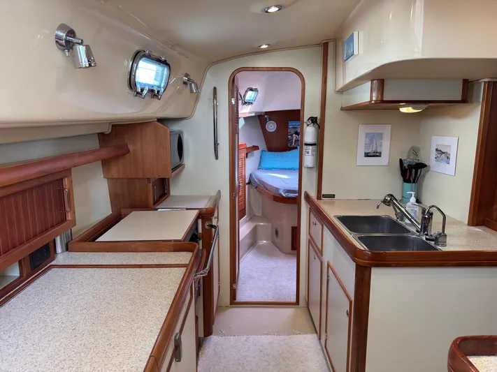 The Ginger-lee Yacht Photos Pics 