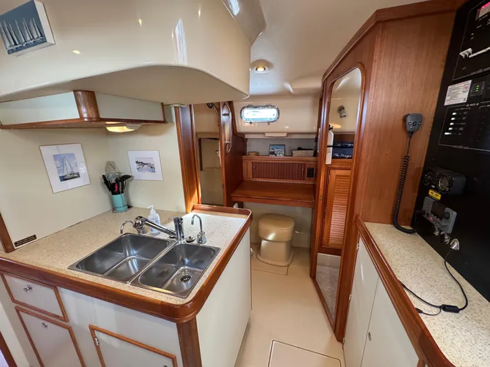 The Ginger-lee Yacht Photos Pics 