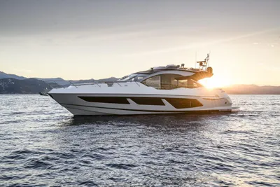 2021 Sunseeker 74 Sport Yacht
