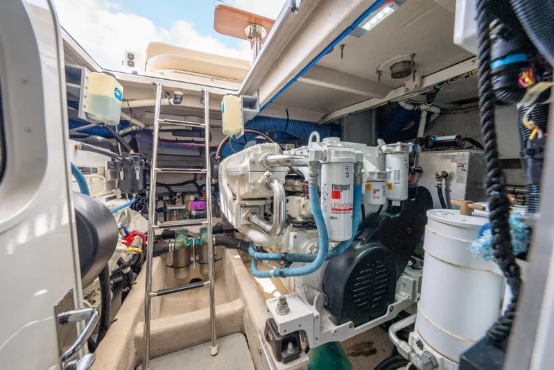 My Way Again Yacht Photos Pics 