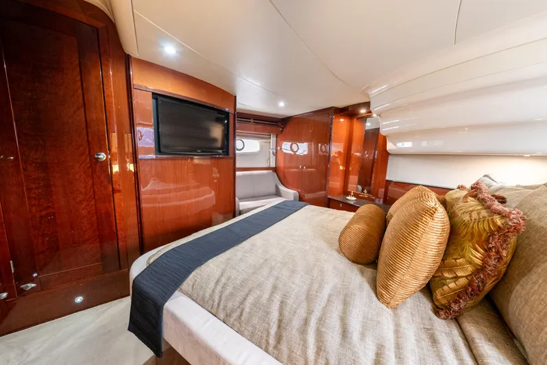 My Way Again Yacht Photos Pics 