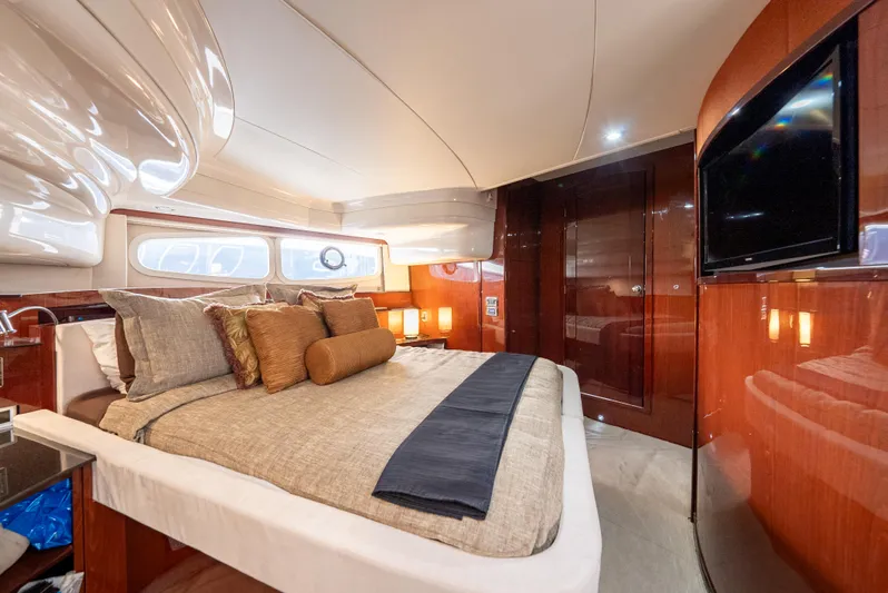 My Way Again Yacht Photos Pics 