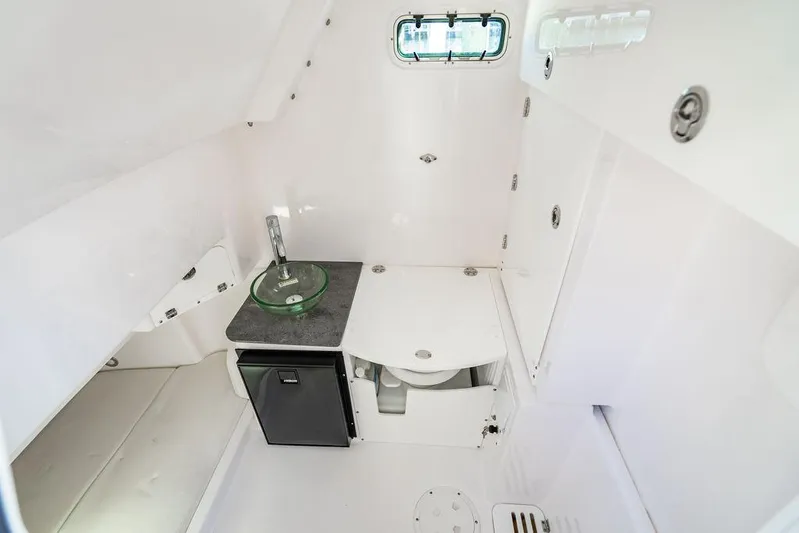 Blue Sky Yacht Photos Pics 