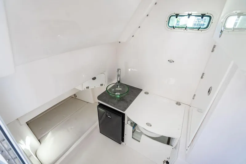 Blue Sky Yacht Photos Pics 