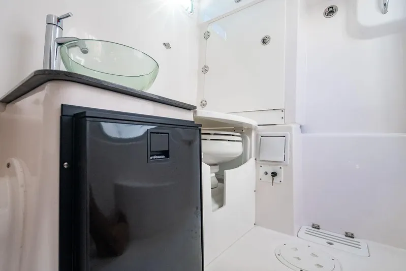 Blue Sky Yacht Photos Pics 