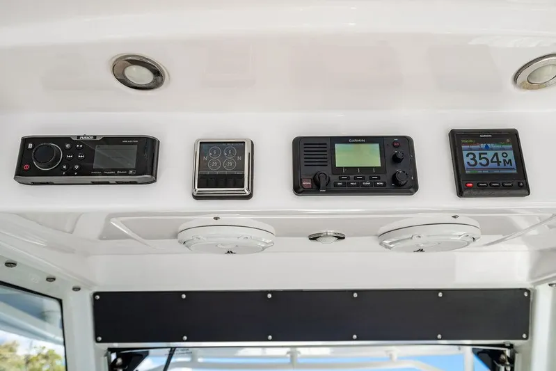 Blue Sky Yacht Photos Pics 