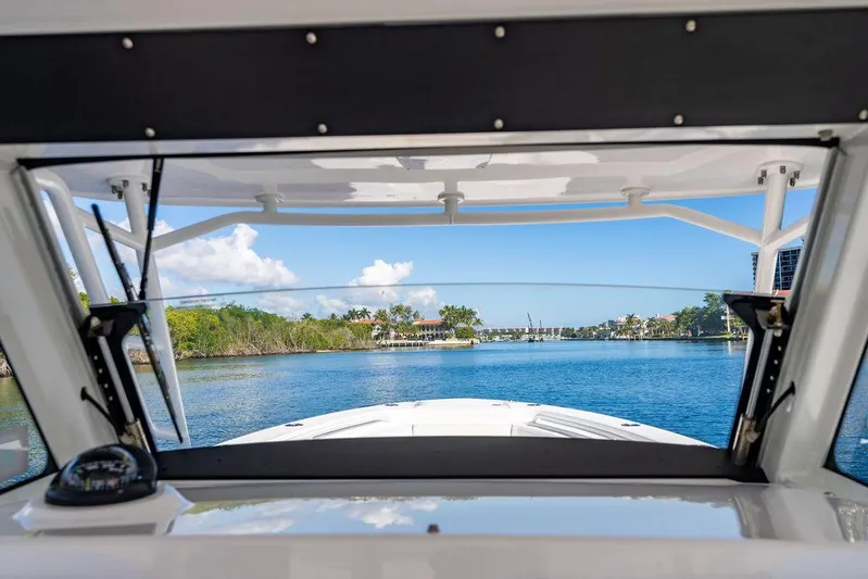 Blue Sky Yacht Photos Pics 