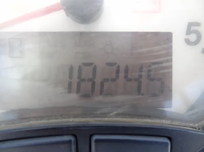 Blue Tiger Yacht Photos Pics Digital display showing 18,245 on a Leopard 40, 2021 model.