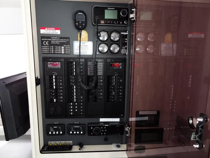 Blue Tiger Yacht Photos Pics 