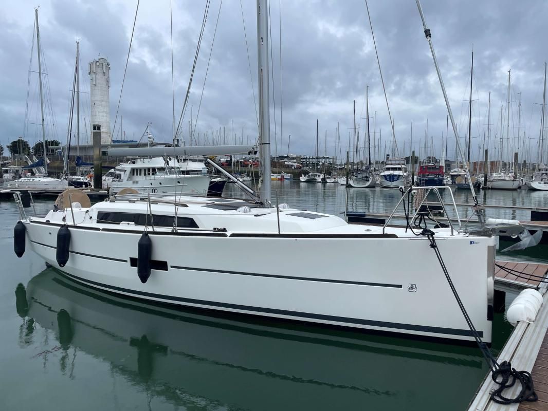 2018 Dufour DUFOUR 310 GRAND LARGUE