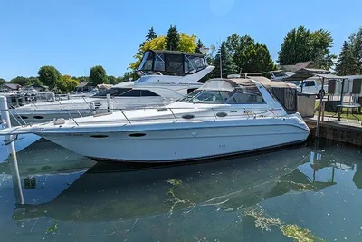 Sea Ray 330 Sundancer