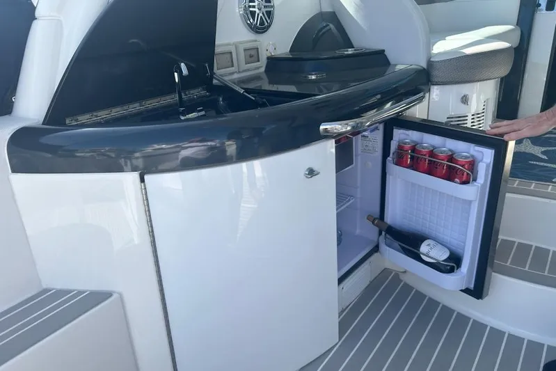 Sea Star Yacht Photos Pics 2018 Formula 40 Performance Cruiser with open mini fridge, stocked with drinks.