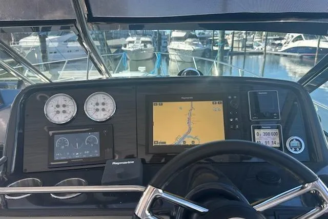 Sea Star Yacht Photos Pics 2018 Formula 40 Performance Cruiser dashboard with navigation and control instruments at marina.