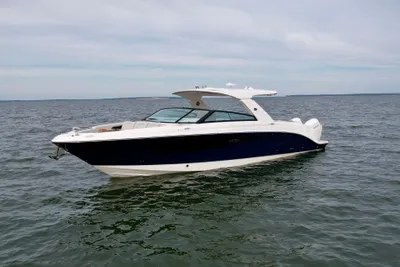 Sea Ray SLX 400 Outboard