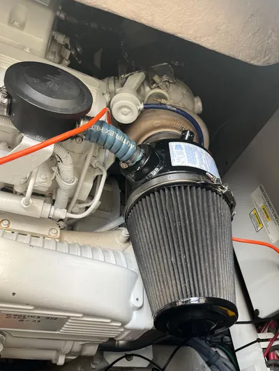  Yacht Photos Pics Engine compartment of 2006 Sea Ray 48 Sundancer with visible air filter and components.