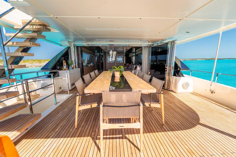 Fifi Yacht Photos Pics 