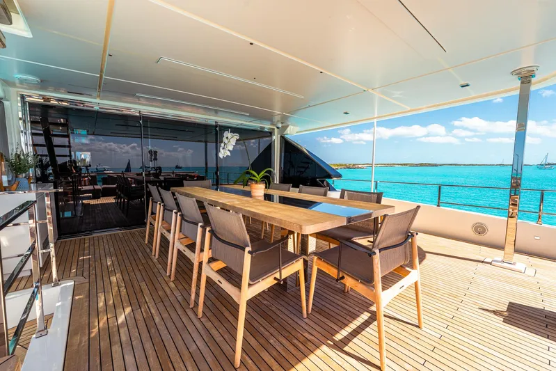 Fifi Yacht Photos Pics 