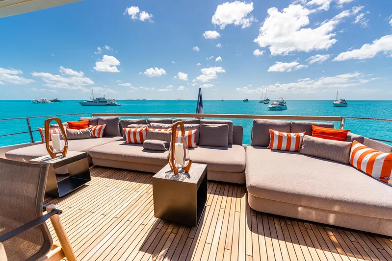 Fifi Yacht Photos Pics 