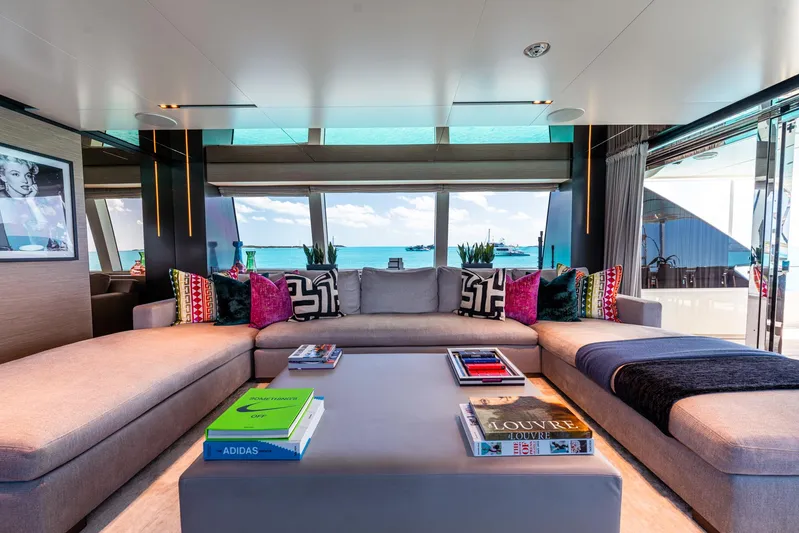 Fifi Yacht Photos Pics 