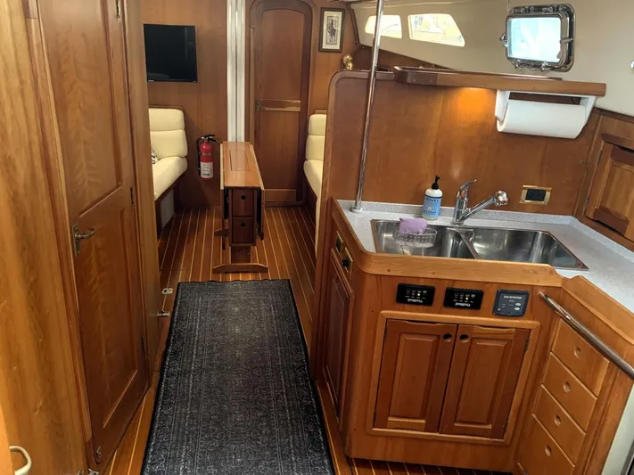 Wild Horses Yacht Photos Pics 