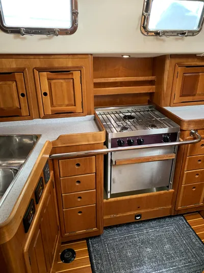 Wild Horses Yacht Photos Pics 