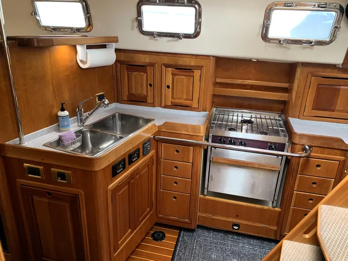 Wild Horses Yacht Photos Pics 