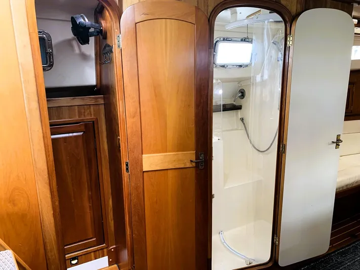 Wild Horses Yacht Photos Pics 