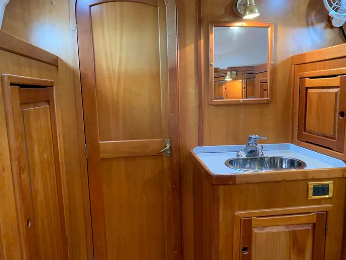 Wild Horses Yacht Photos Pics 