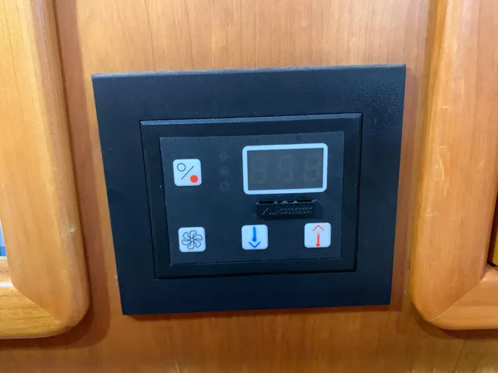 Wild Horses Yacht Photos Pics 