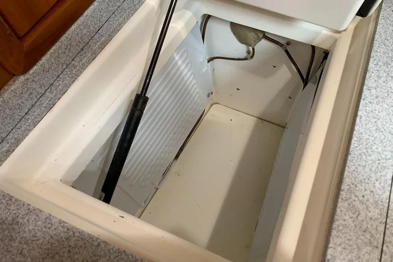 Wild Horses Yacht Photos Pics 