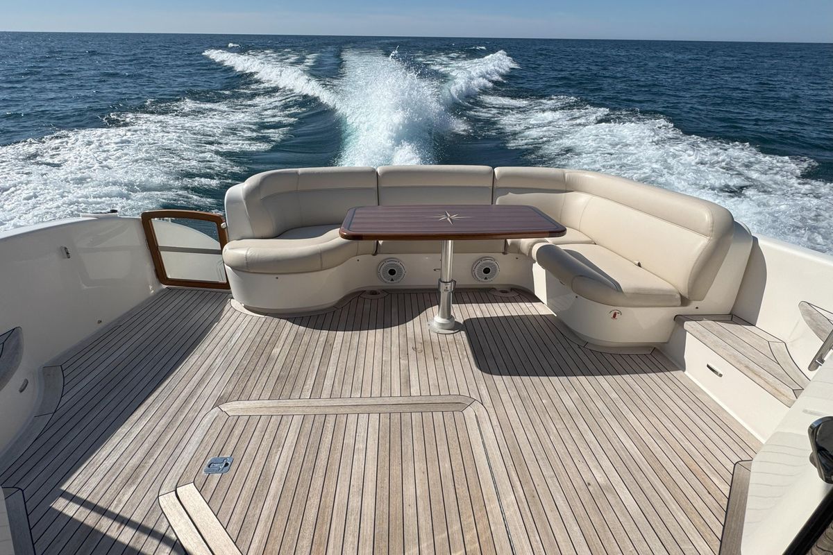 2014 Tiara Yachts 58 