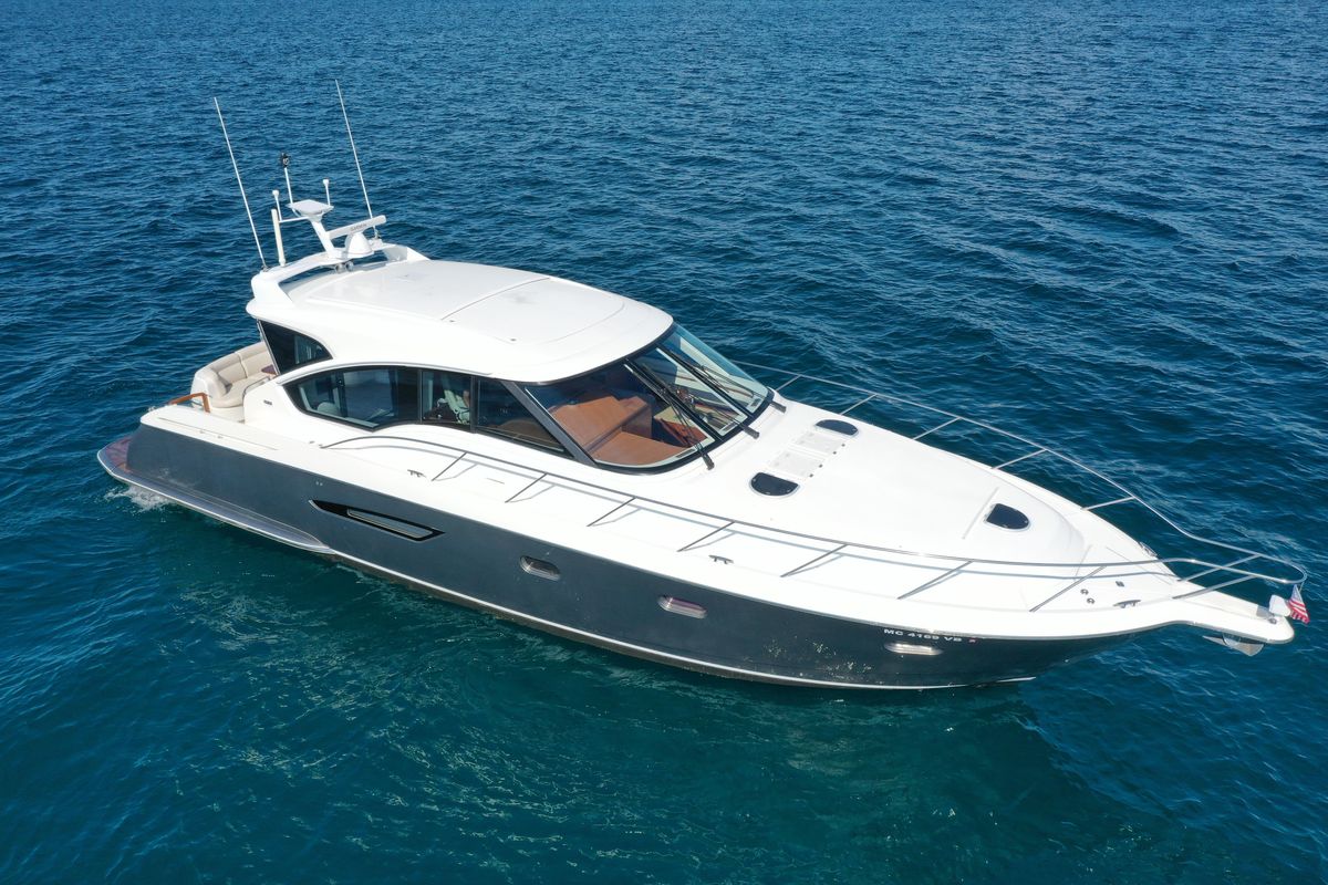 2014 Tiara Yachts 58 