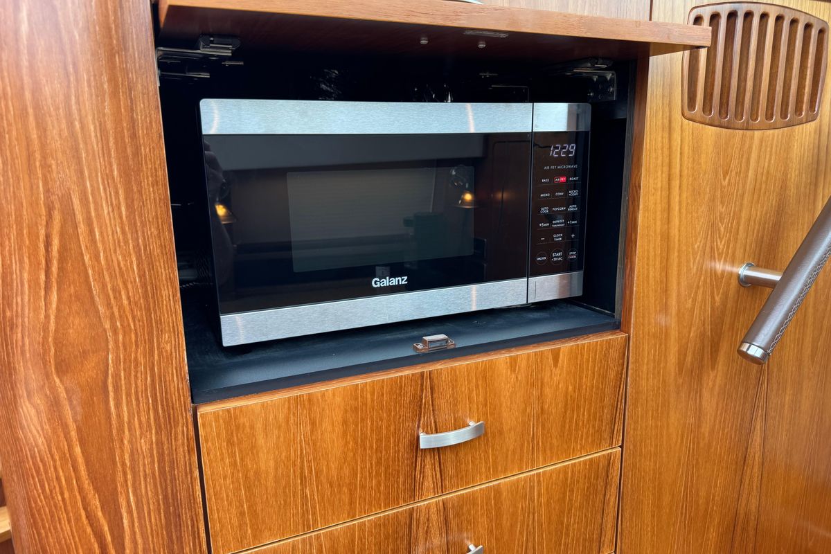 2014 Tiara Yachts 58 
