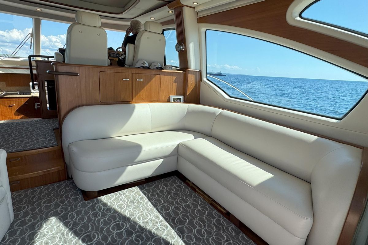 2014 Tiara Yachts 58 