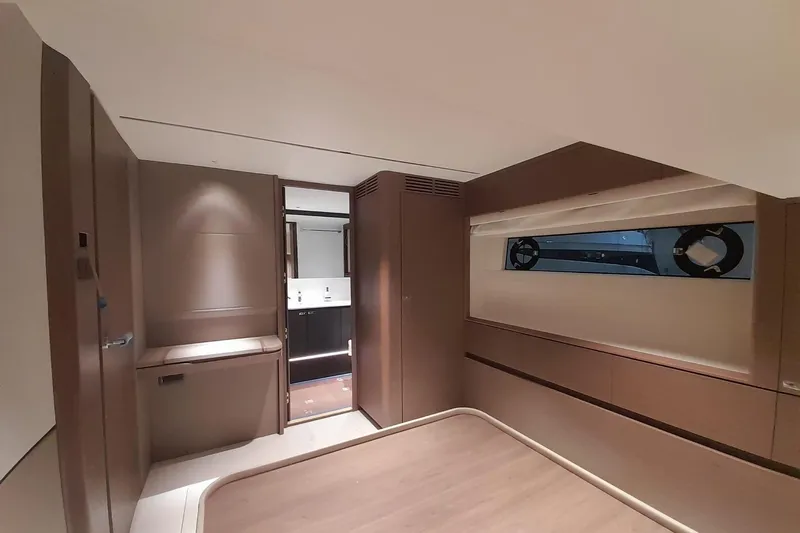  Yacht Photos Pics Luxurious interior of 2026 Princess Y80 yacht, featuring modern design and elegant finishes.