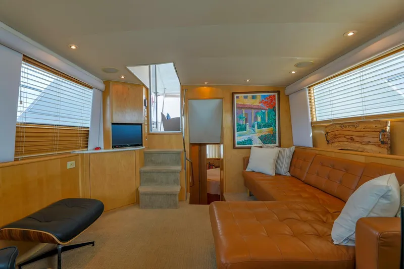 Querencia Yacht Photos Pics 